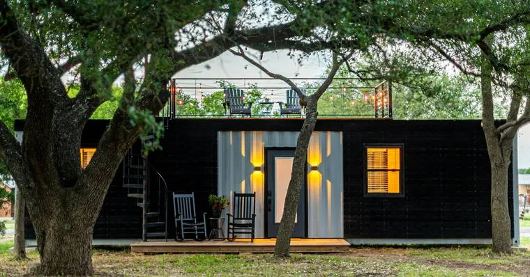 The Rise of Tiny Home Rentals: A Cozy, Affordable Getaway Trend